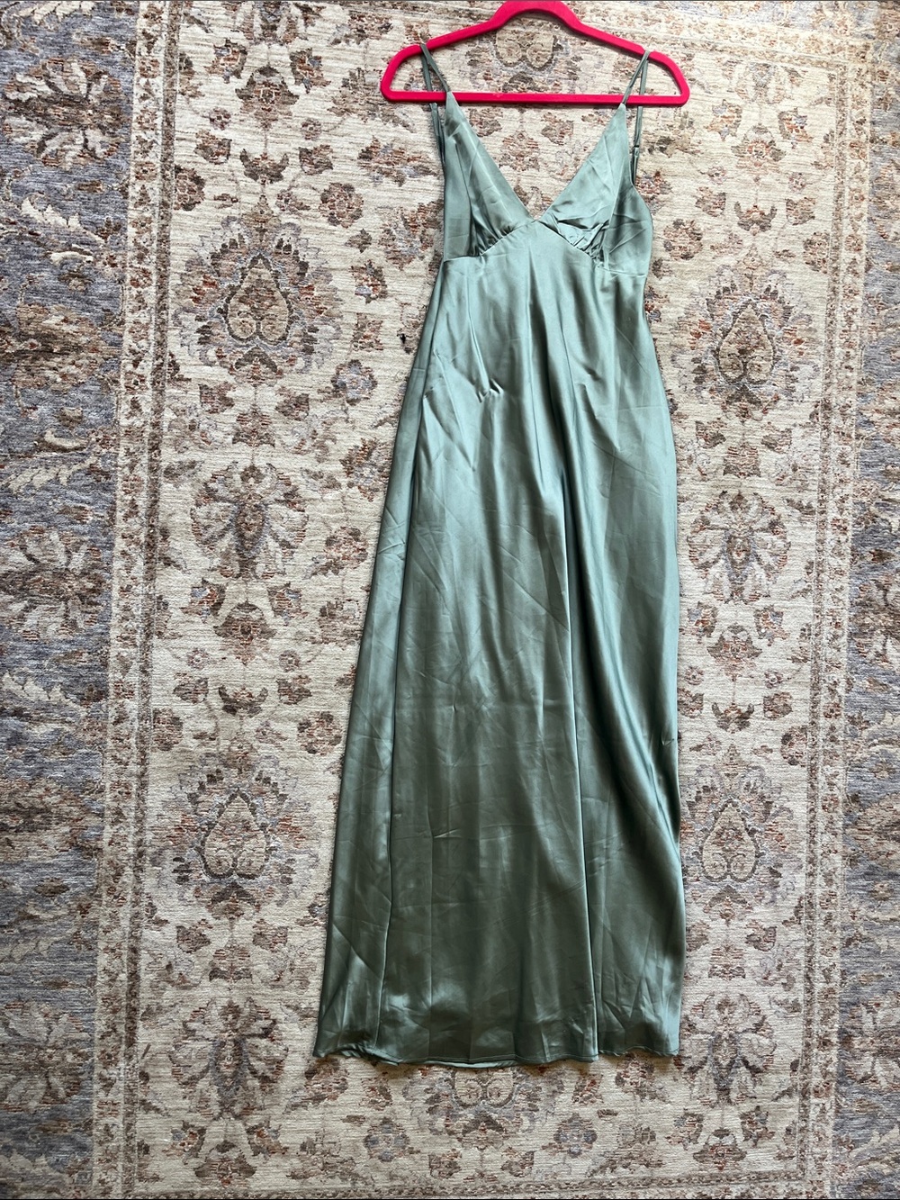 peppermayo silk dress 🥑